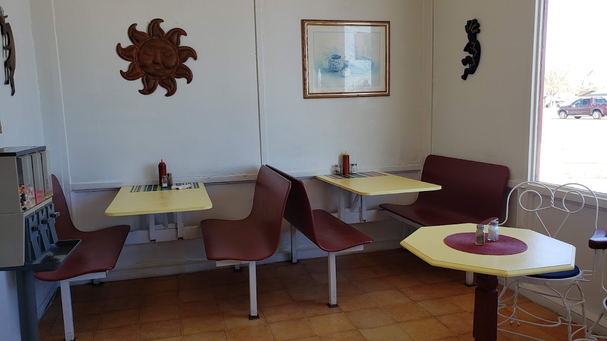Julie's Place - Photo 3