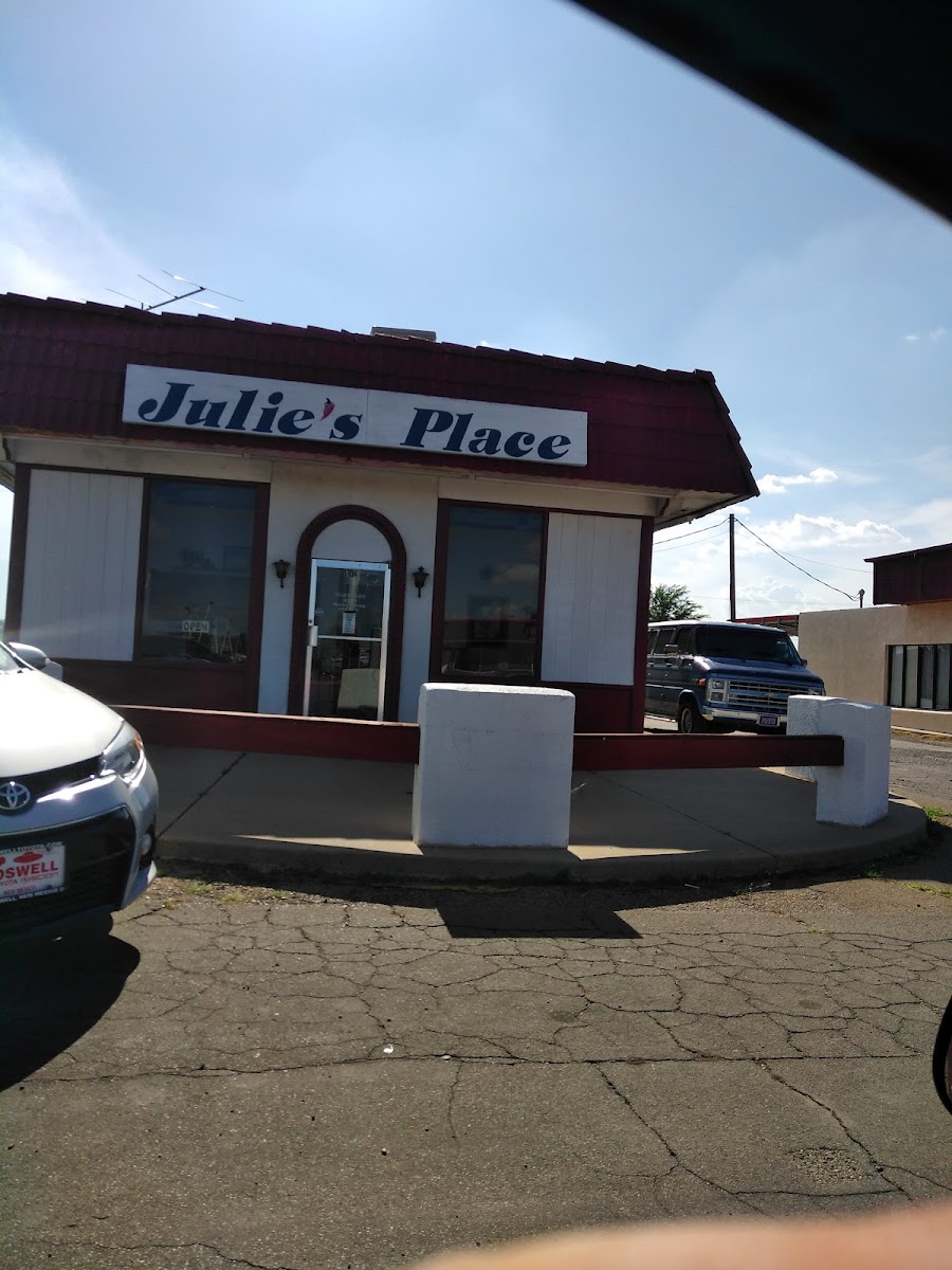 Julie's Place - Photo 7