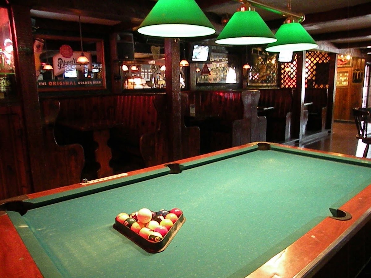Tommy's Old Town Tavern - Photo 7