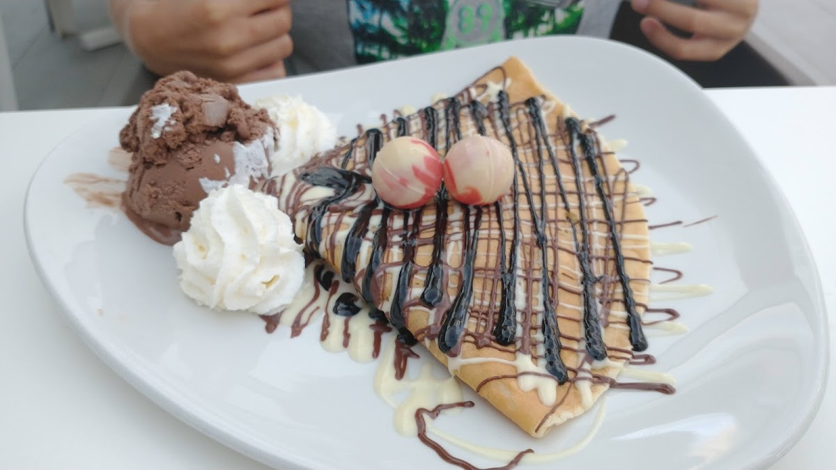 Bellini Gelateria & Cafeteria - Photo 3