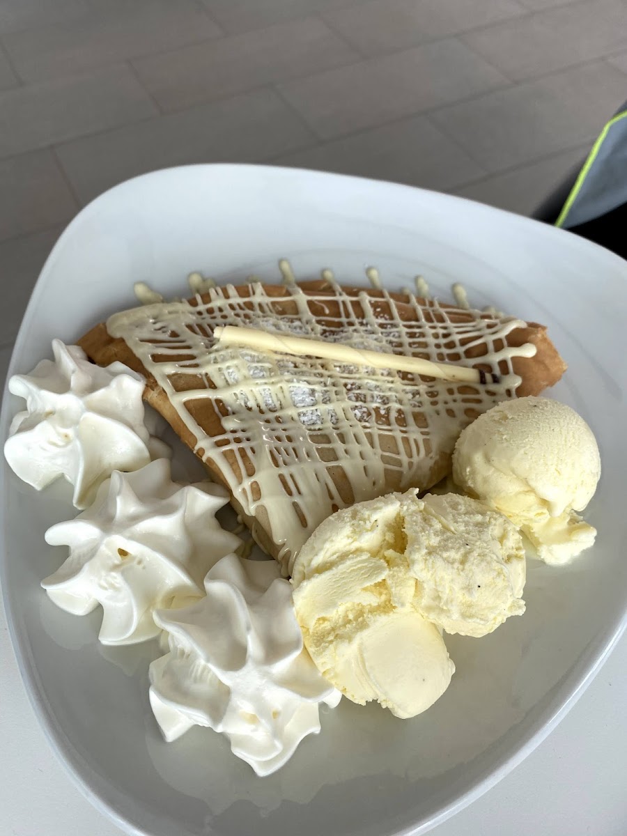 Bellini Gelateria & Cafeteria - Photo 4