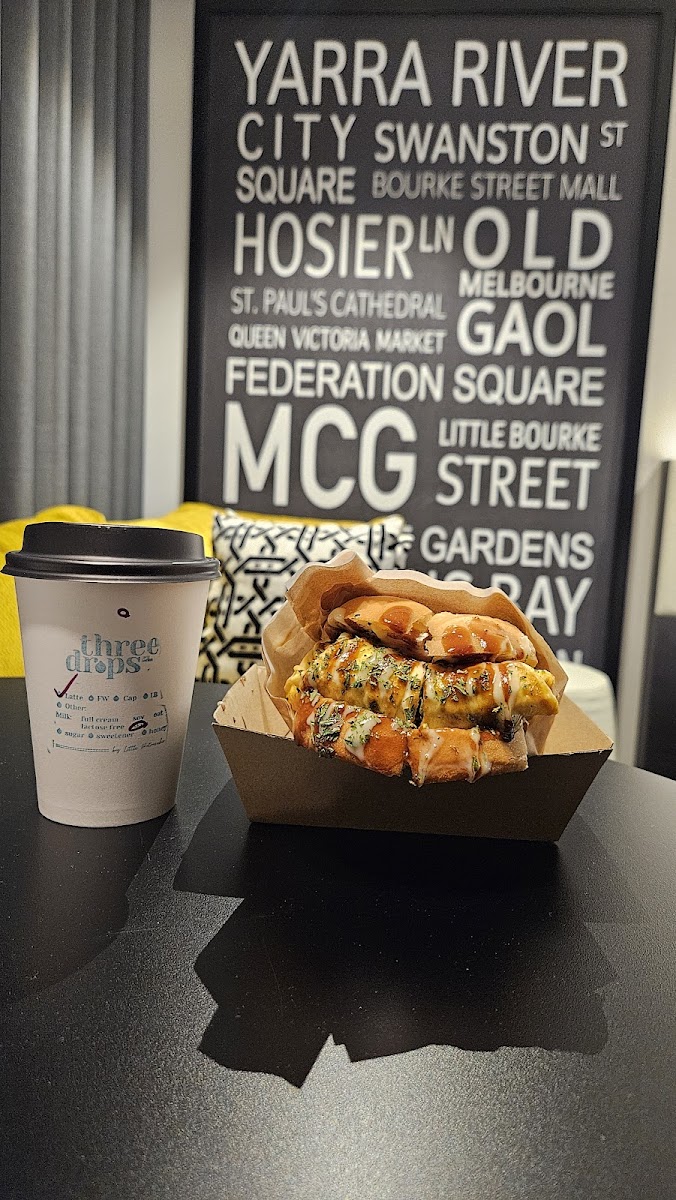 Three Drops Coffee & Sandwich - Photo 8