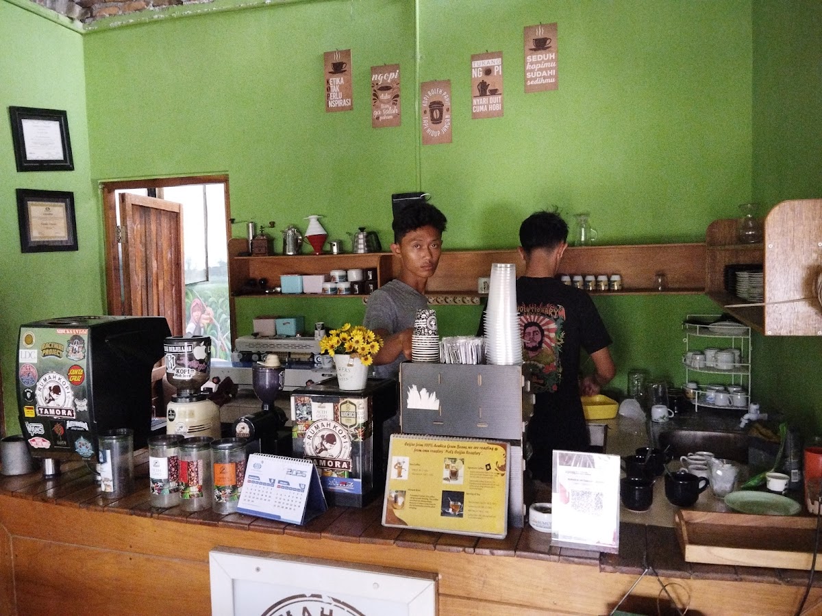 Tamora House Of Coffee - Photo 3