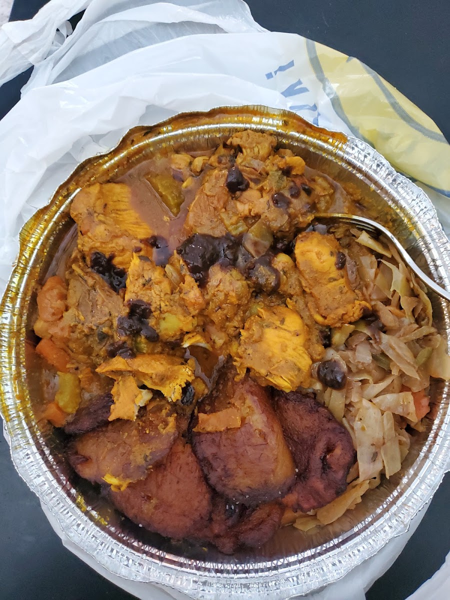 Yeh Mon Jamaican Restaurant - Photo 3