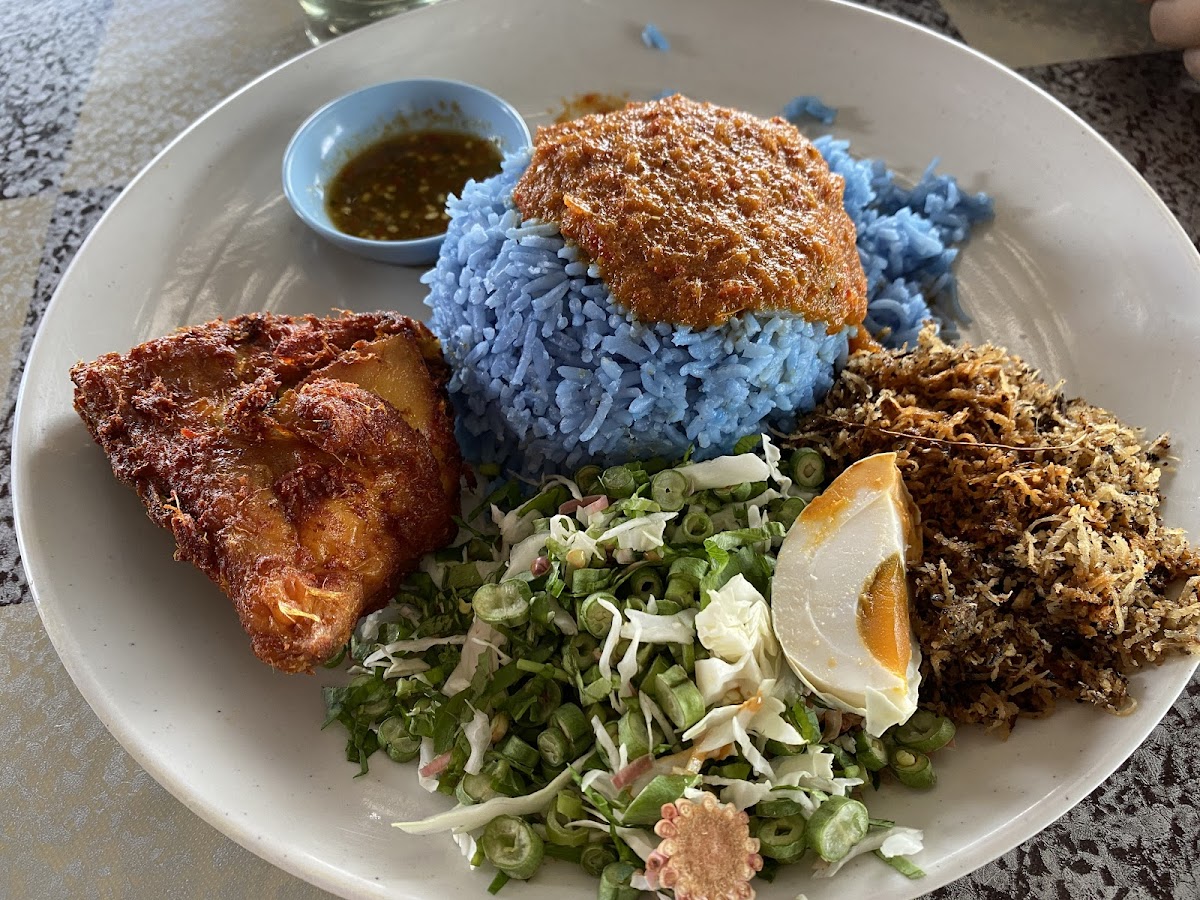 RESTORAN SERAI MERAH - Photo 4