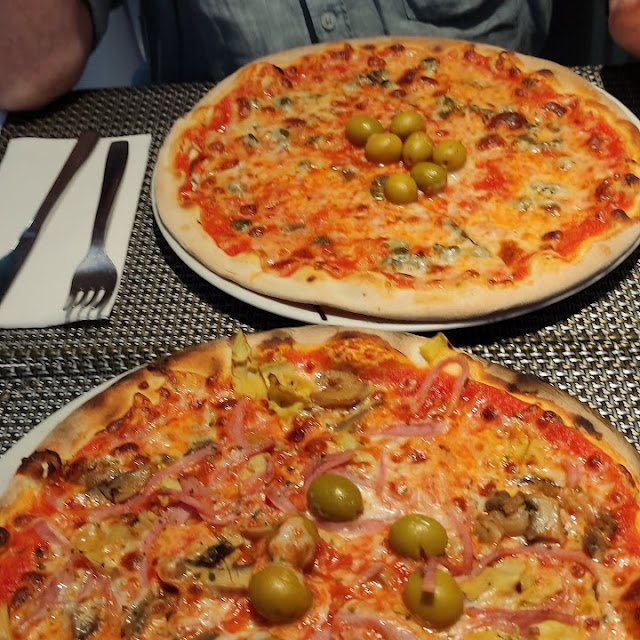 Pizzas