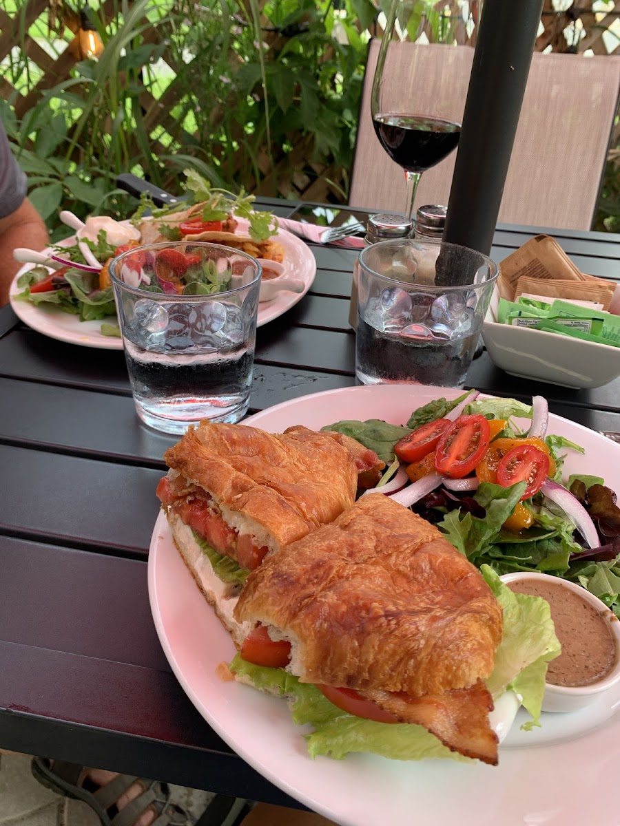 Le Café Entre Amis - Photo 6