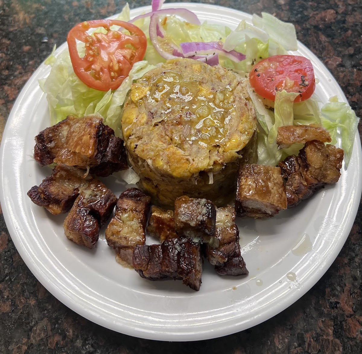 The Rhode House & El Macuto DominicanRestaurant - Photo 6