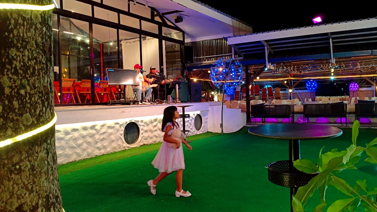 Mee Woo Resort and Dining - Photo 1