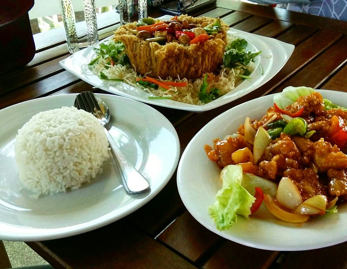 Mee Woo Resort and Dining - Photo 6