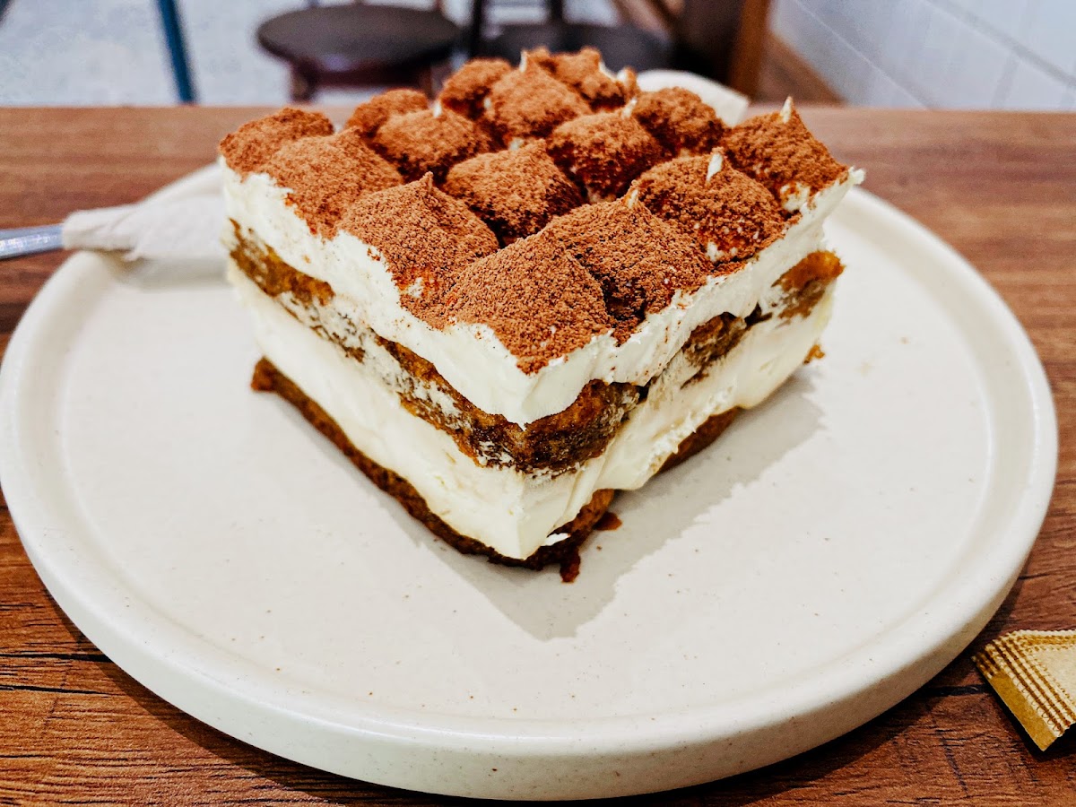 Apologue Coffee & Pastry - Photo 8