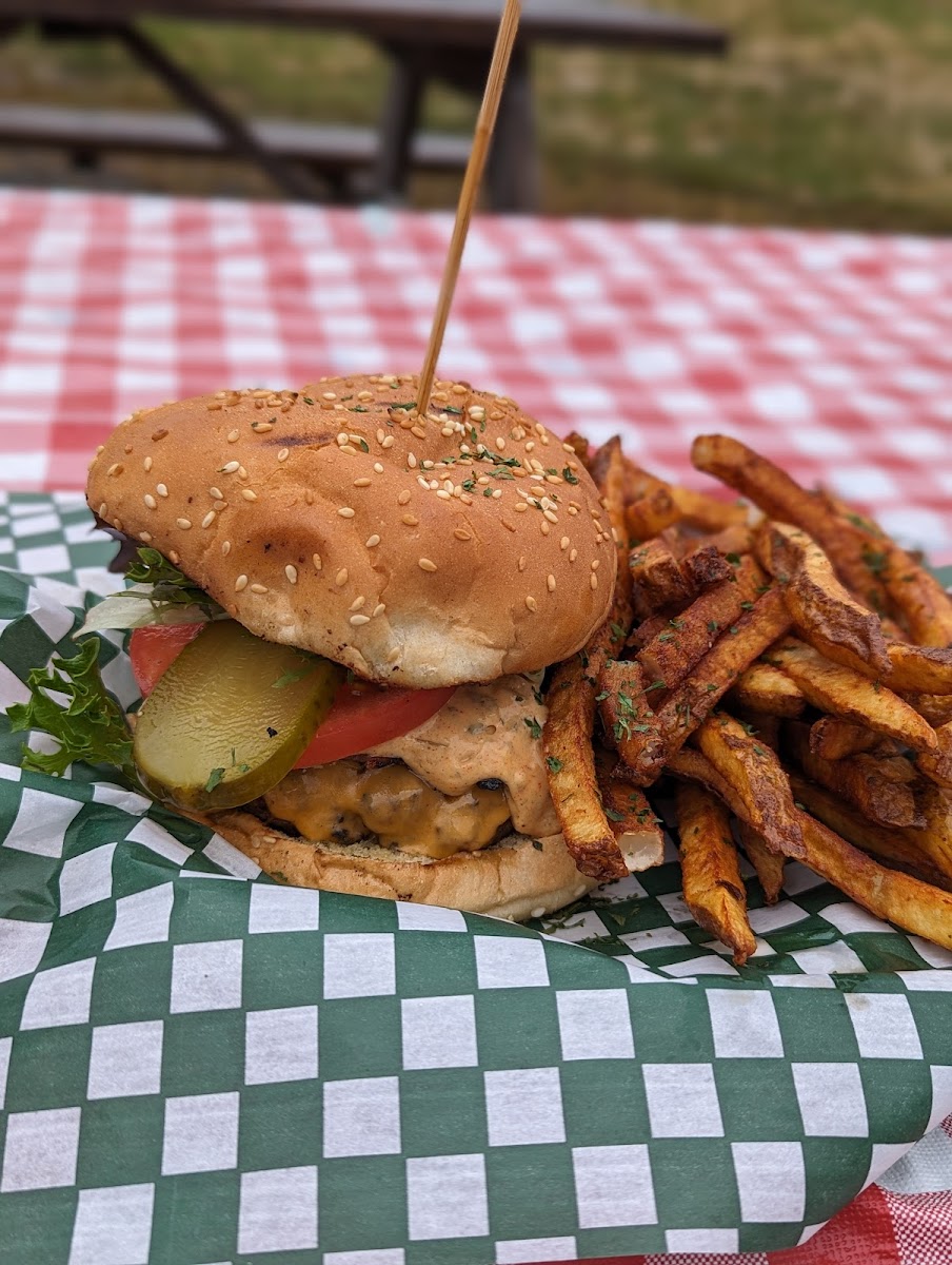 Chef Dilly's - Photo 4