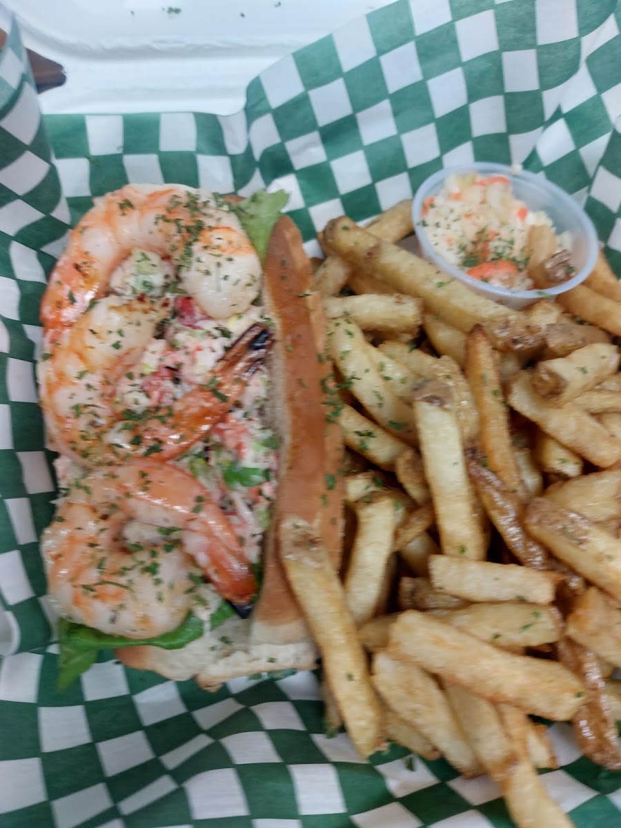 Chef Dilly's - Photo 6