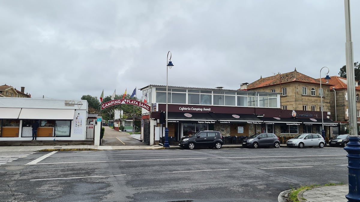 Cafeteria Camping Playa Samil - Photo 3