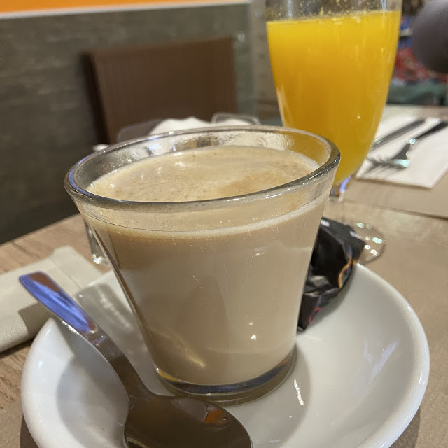 Café Con Leche