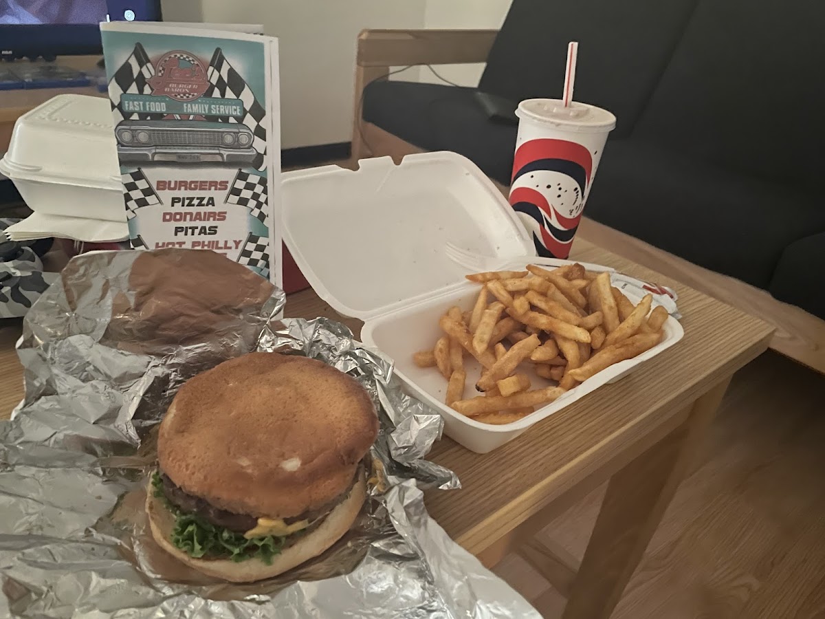 Lee's Burger Baron - Photo 7