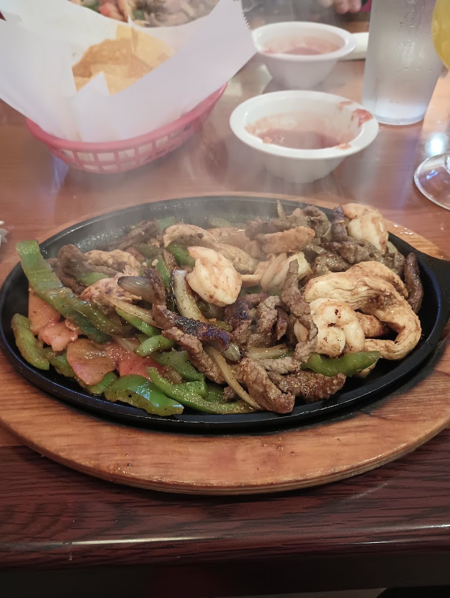Cancun Mexican Restaurant - Photo 4
