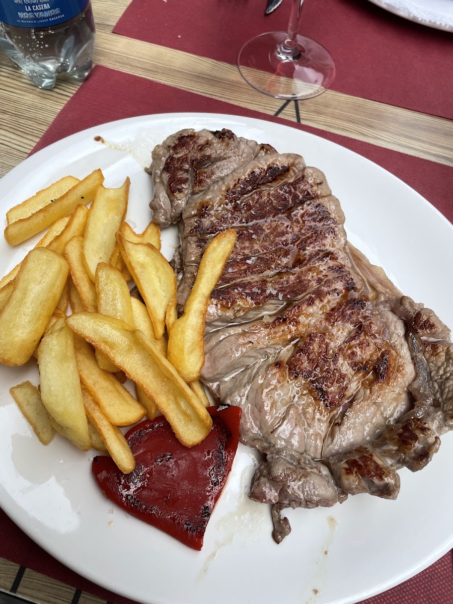 Restaurante Ciudad de Sanguesa - Photo 2