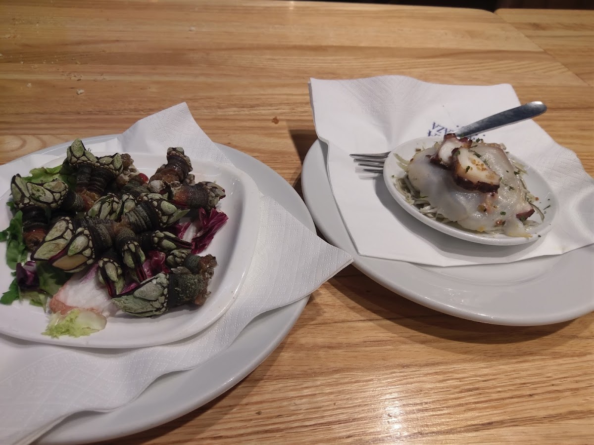 La Ribera Gastro Plaza - Photo 7