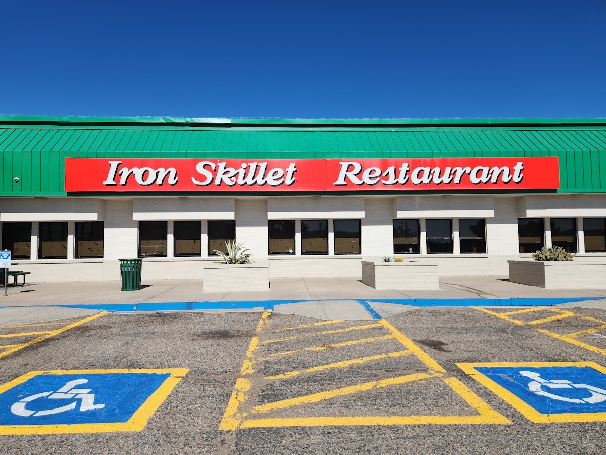 Iron Skillet - Photo 3