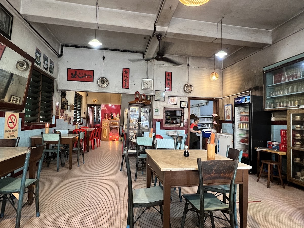 Toong Nam Restaurant