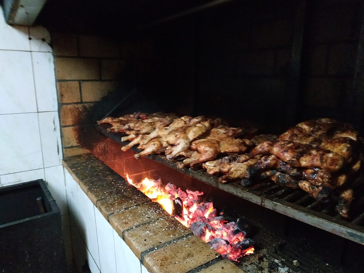Meson Los Gemelos - Photo 3