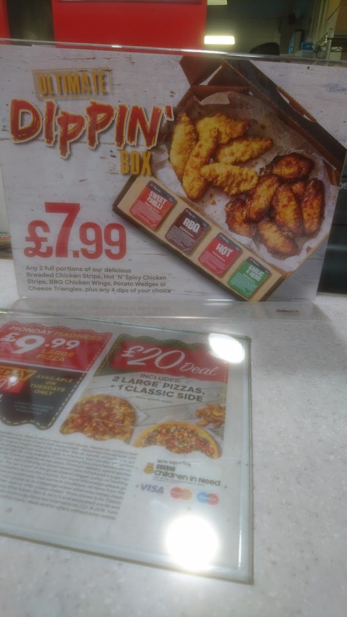 Pizza Hut Newcastle-Under-Lyme - Photo 9