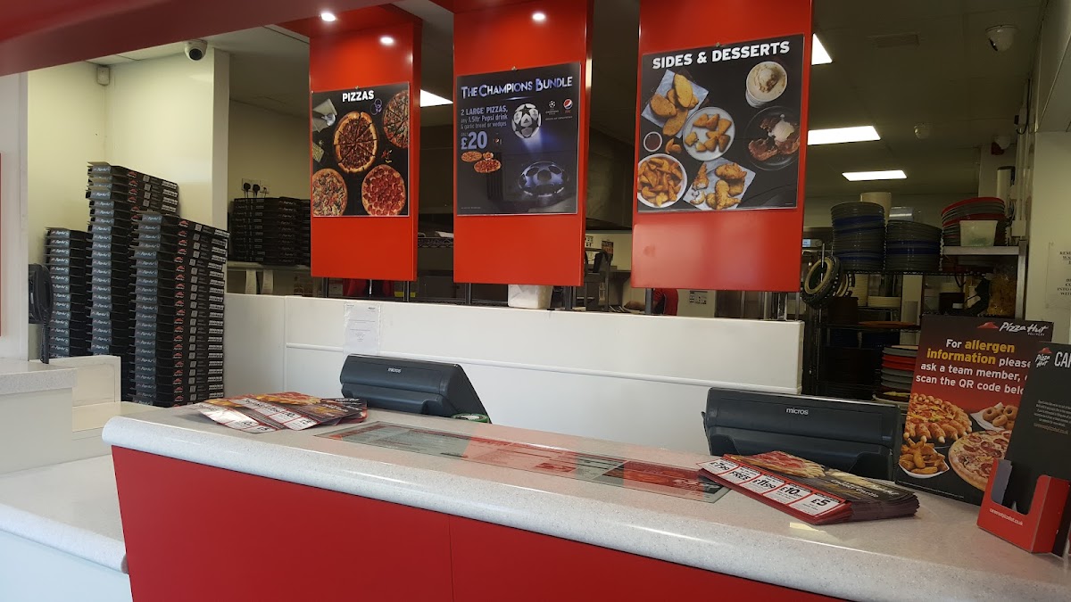 Pizza Hut Newcastle-Under-Lyme - Photo 4