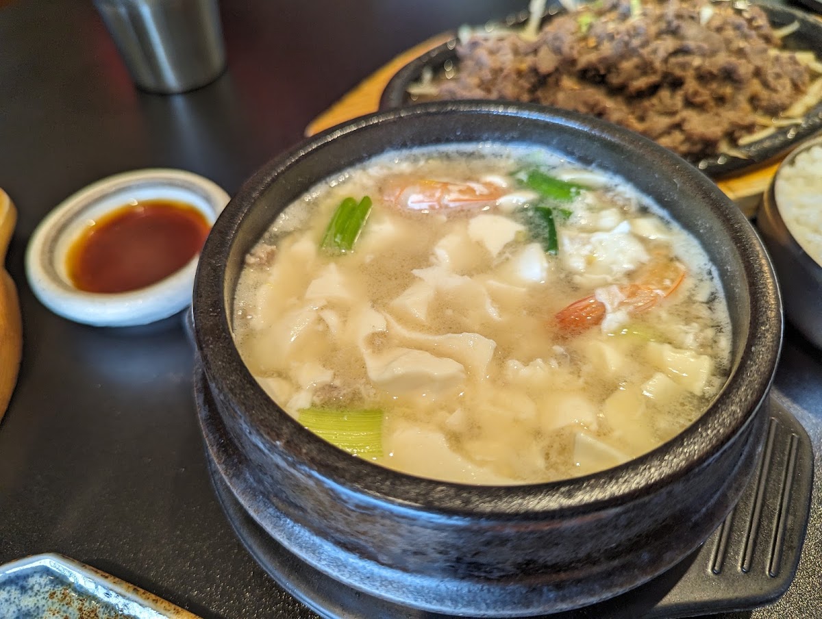 Kim's Korean BBQ House - Photo 7