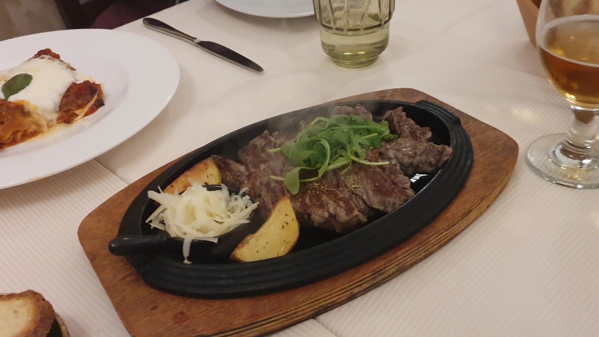 Trattoria Lucana - Photo 1