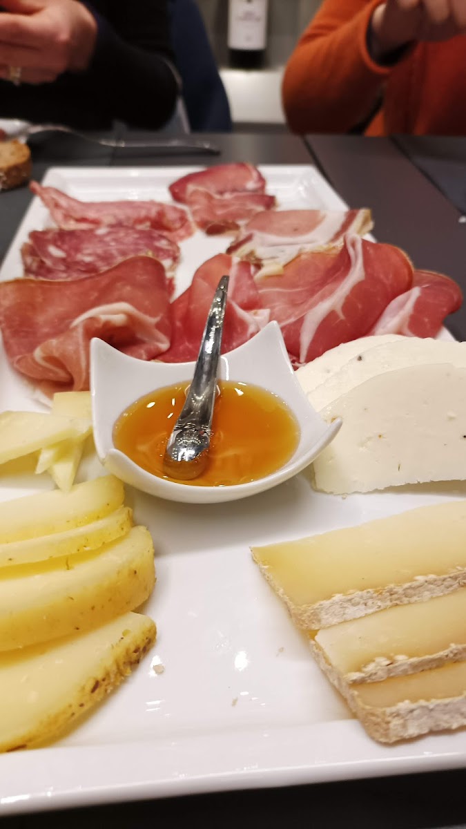 Enoteca Bistrot - Photo 8