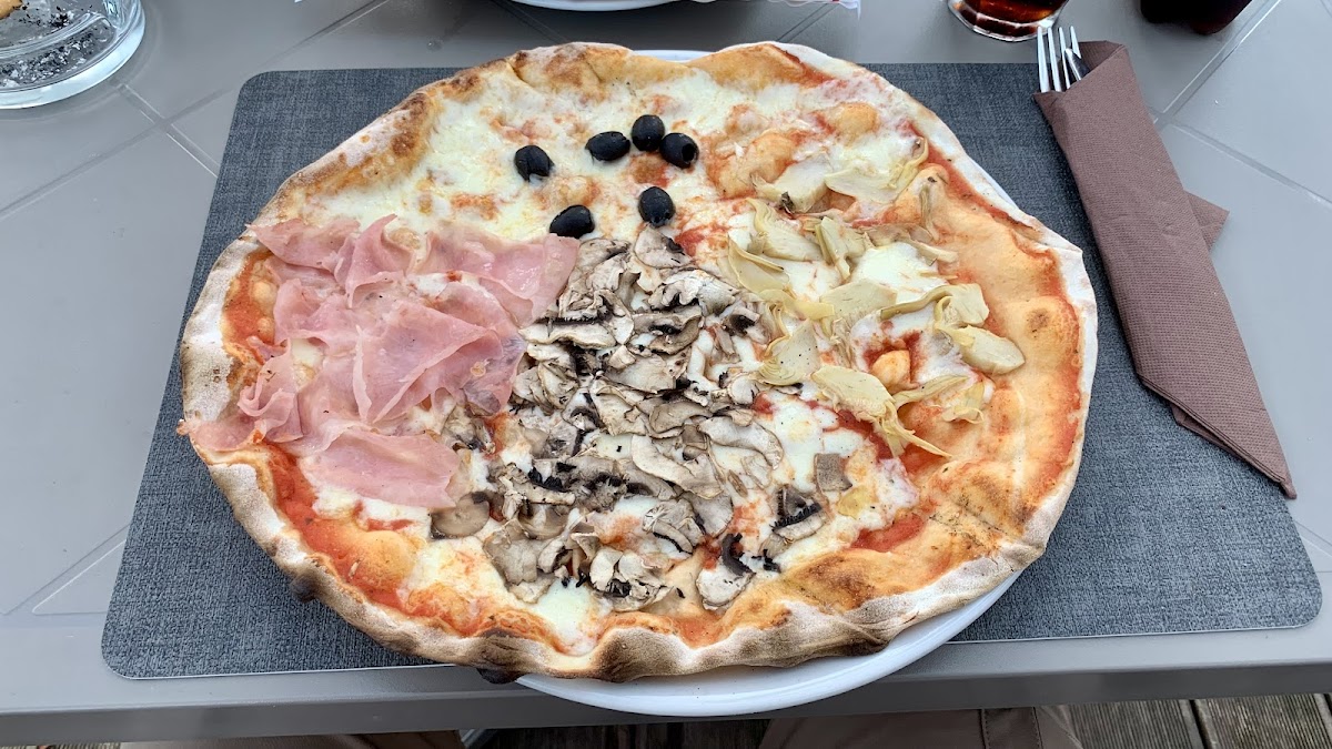 Pizzeria Shalomi - Photo 3