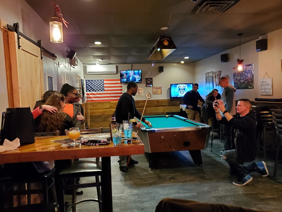 Whiskey Roads - Photo 3