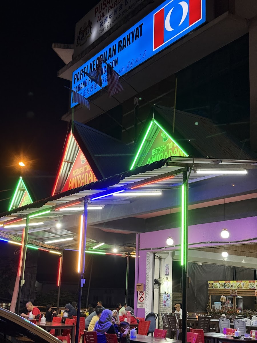 Restoran Amiradani - Photo 3