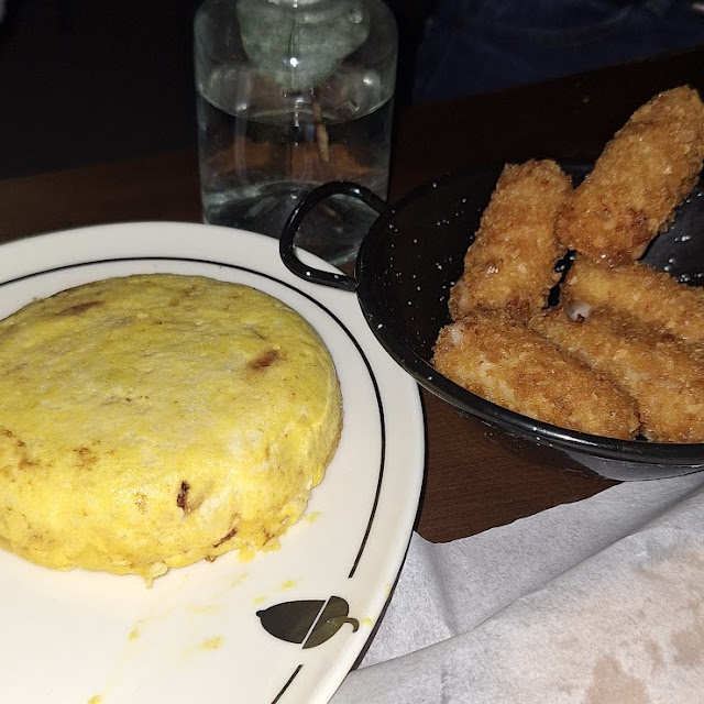 Tortilla Y Croquetas