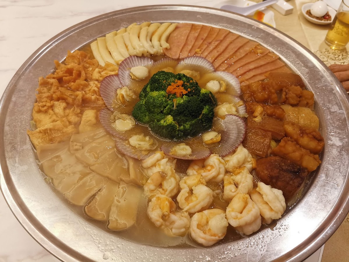 Hon Ang Restaurant - Photo 9