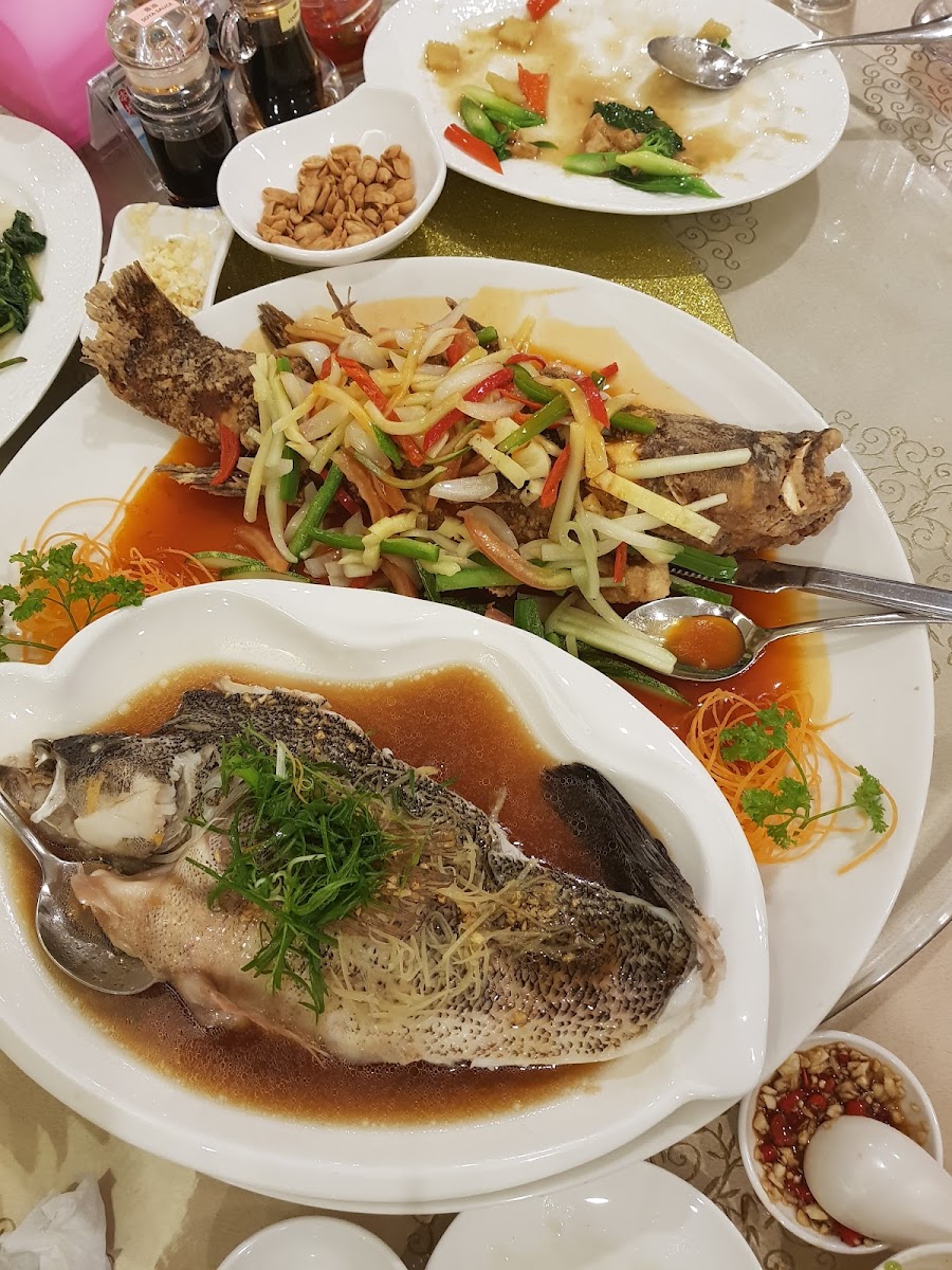 Hon Ang Restaurant - Photo 8