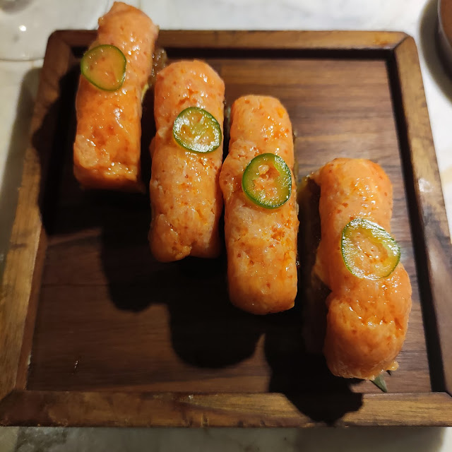 Crispy Rice Com Salmão