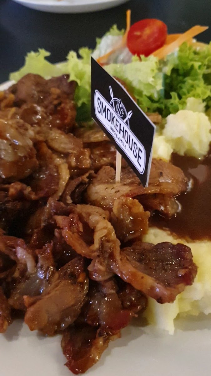 Smokehouse Bbq & Grill (non halal) - Photo 1