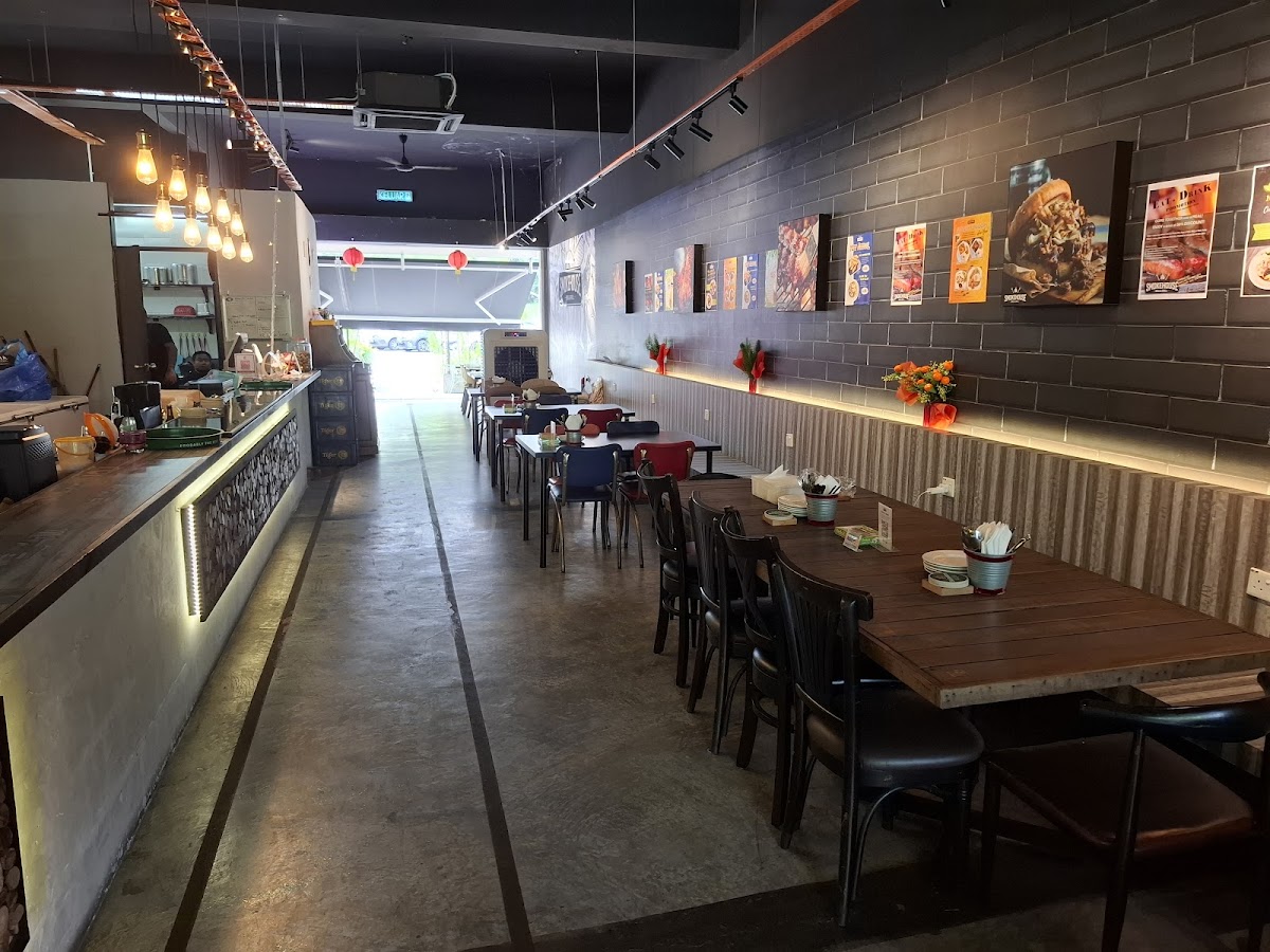 Smokehouse Bbq & Grill (non halal) - Photo 3