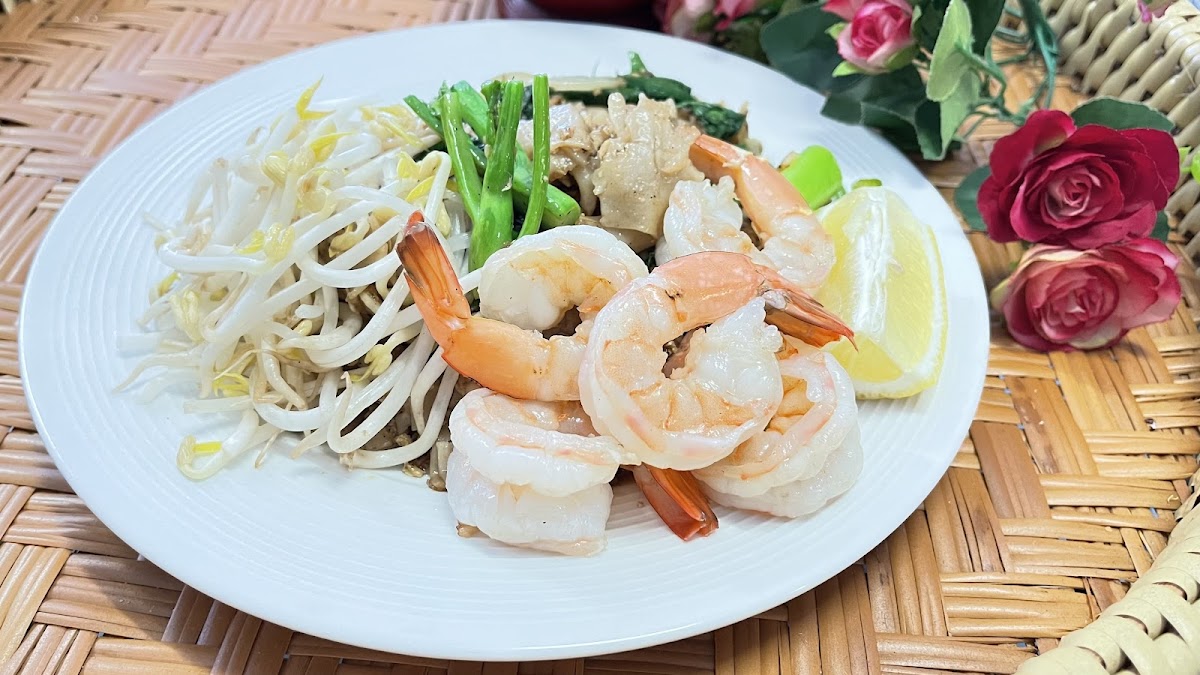 Gai Yang Vithaya Thai kitchen - Photo 4