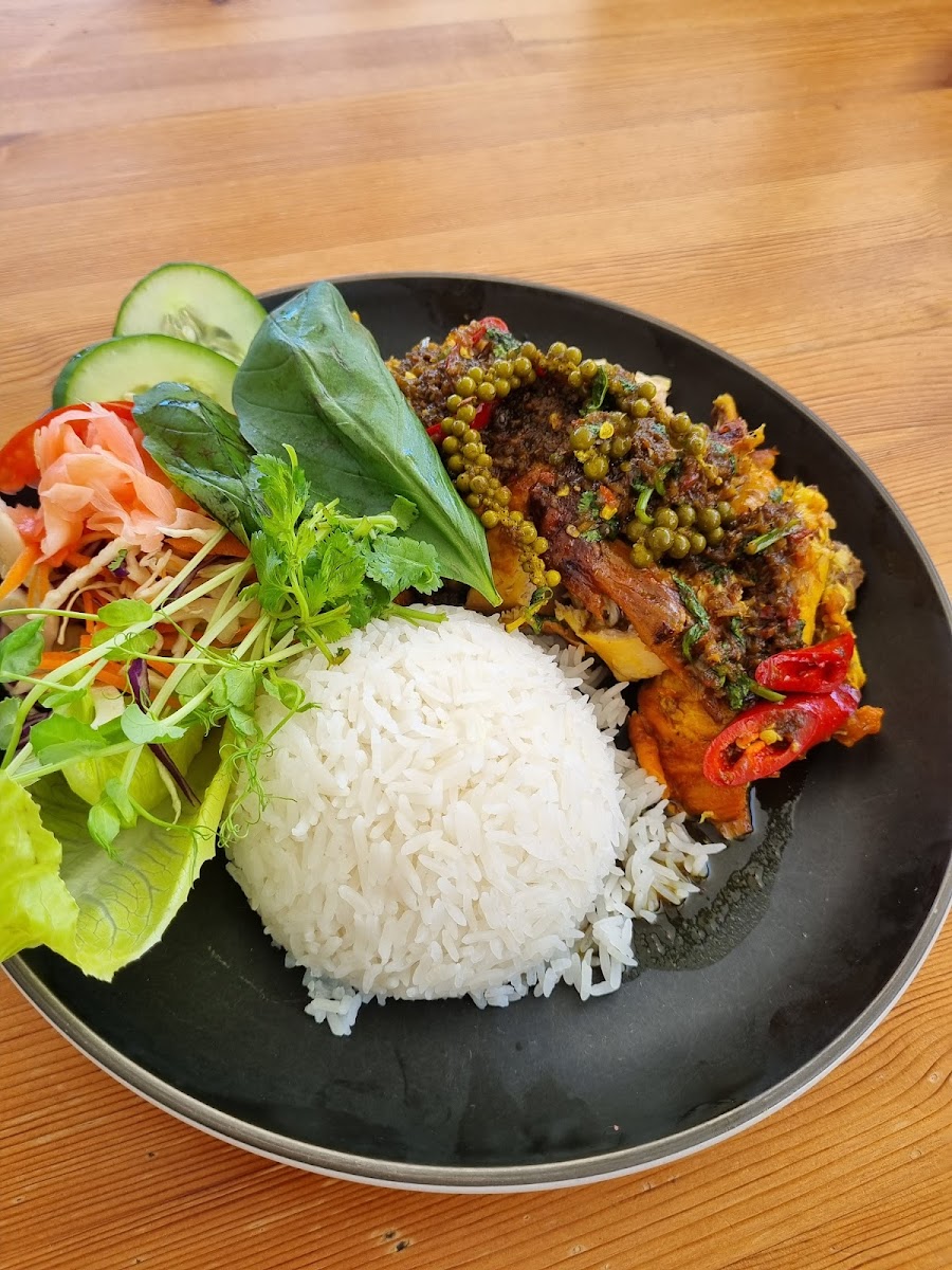 Gai Yang Vithaya Thai kitchen - Photo 5