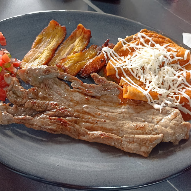 Menú Social Plato Fuerte de Cecina