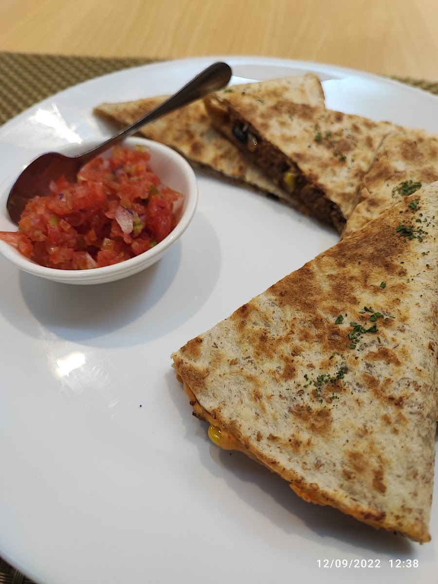 iVegan Cafe Restaurant - Photo 7