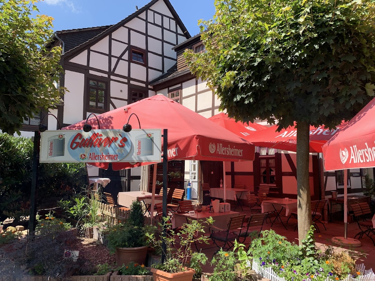 Gulliver's Restaurant & Bar - Photo 3