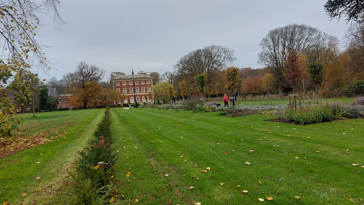 Lytham Hall Café & Tearoom - Photo 4