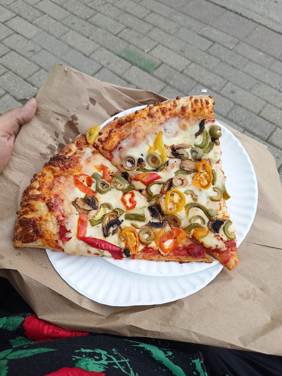 Brothers Pizza & Wings