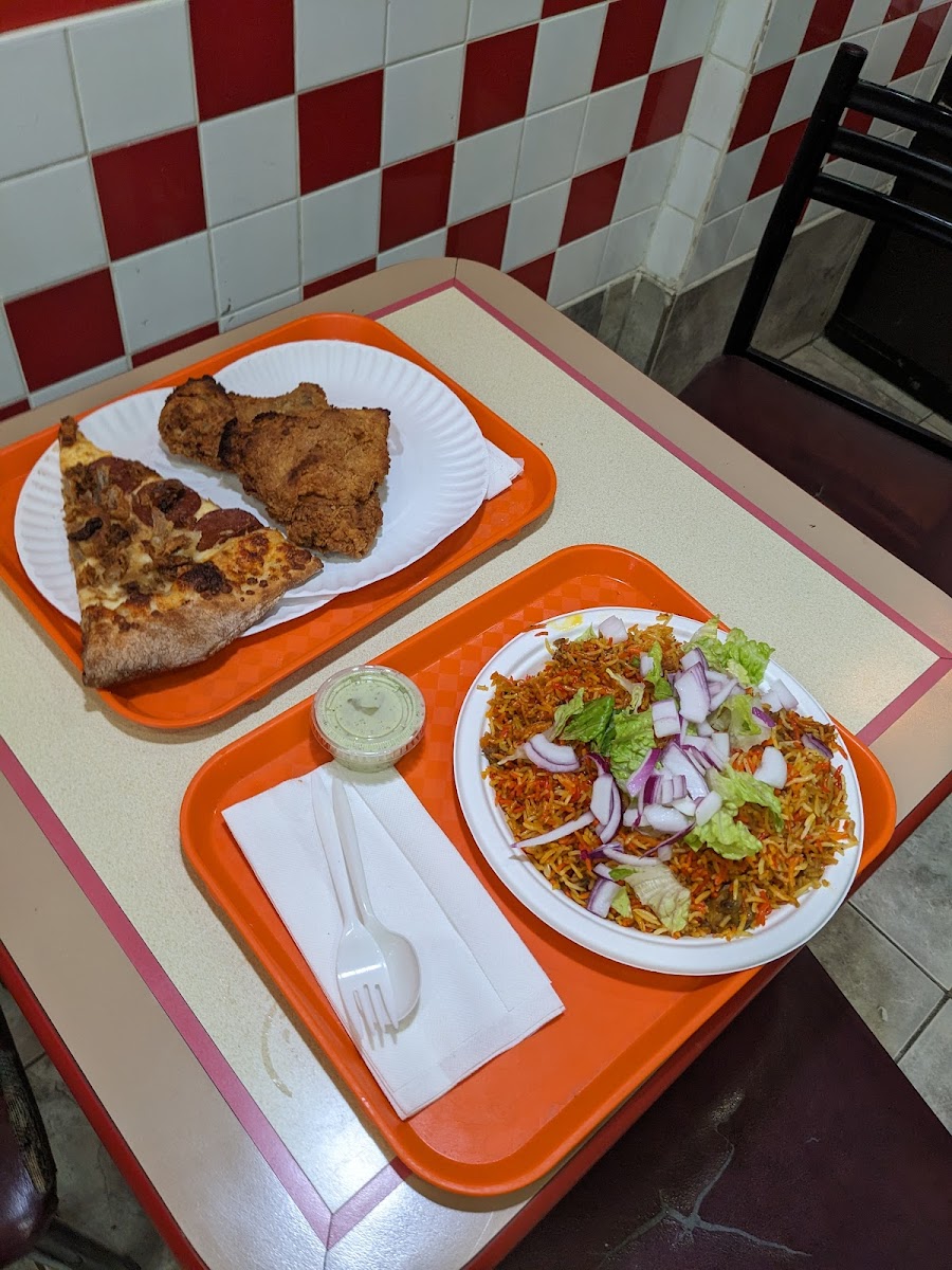 Brothers Pizza & Wings - Photo 4