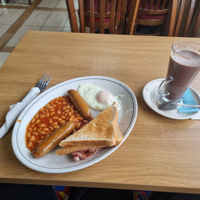 English Breakfast Sandwich