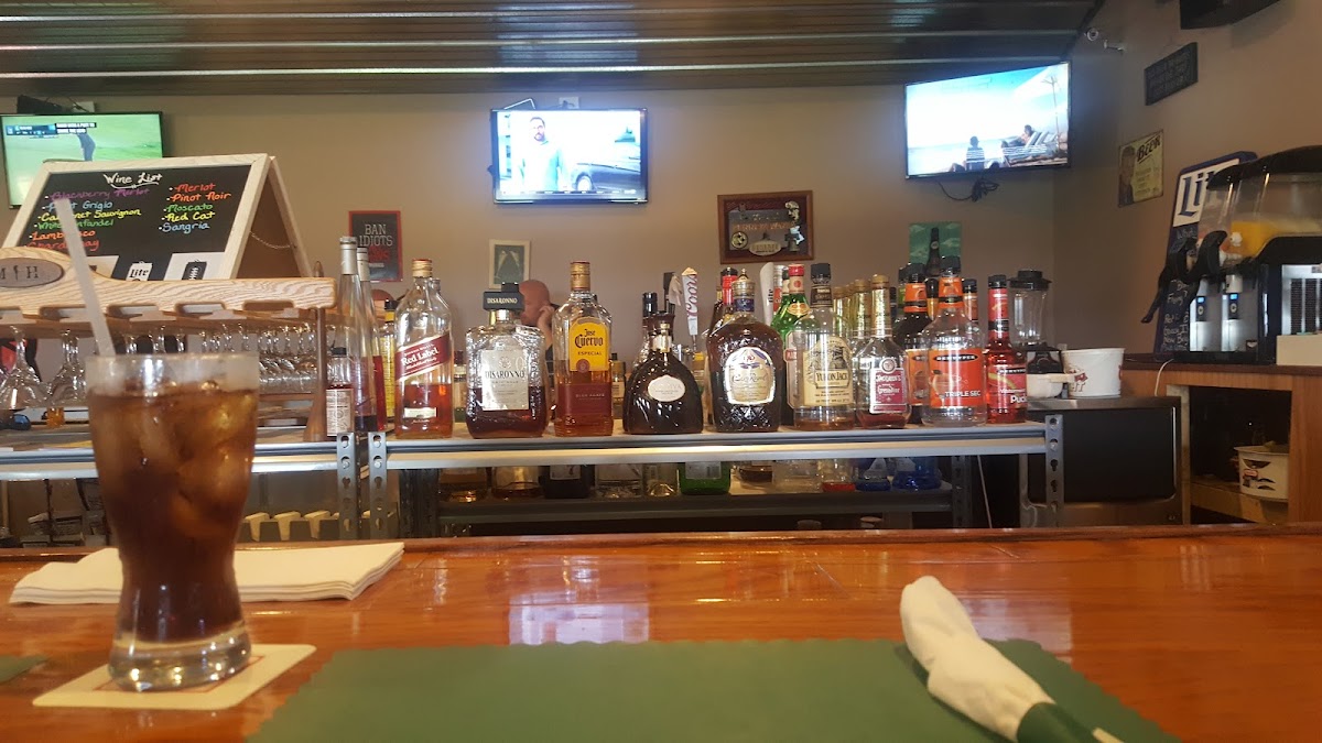 Morgan Hills Restaurant and Golf - Photo 4
